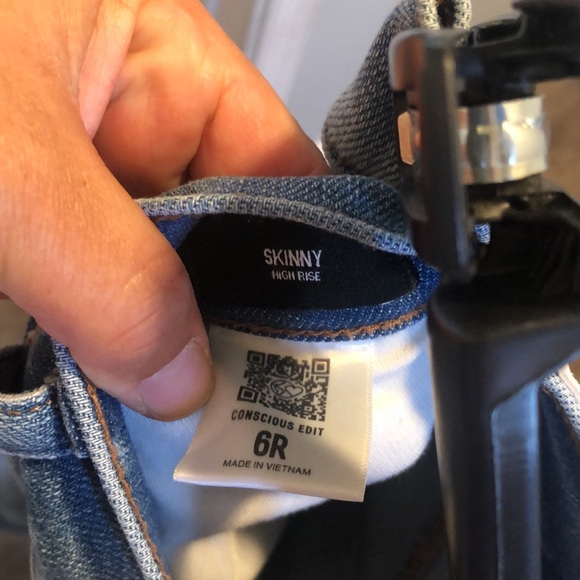 Skinny High Rose Express Jeans - Picture 4 of 5